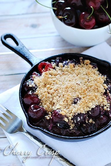 Old-Fashioned Cherry Crisp: Fresh Fruit & Buttery Oats